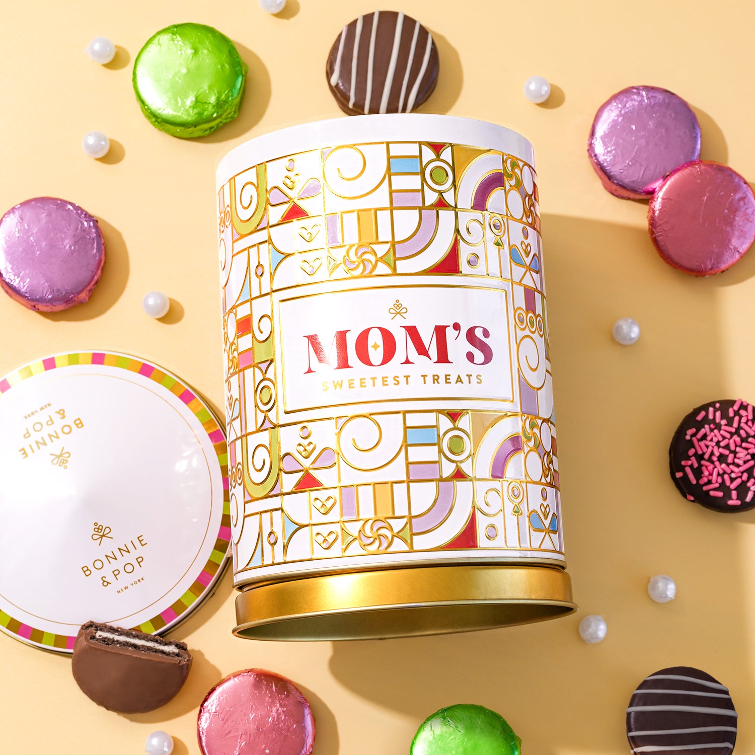 Mother’s Day Gift Basket – Musical Rotating Chocolate Carousel with Gourmet Chocolate Covered Oreos