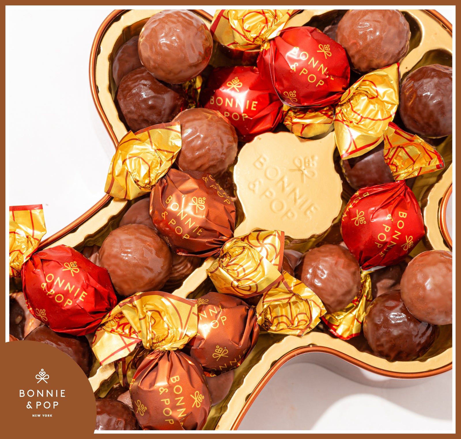 Christmas Gift – Gold Gingerbread Tin Filled with Festive Red & Gold Bon Bons