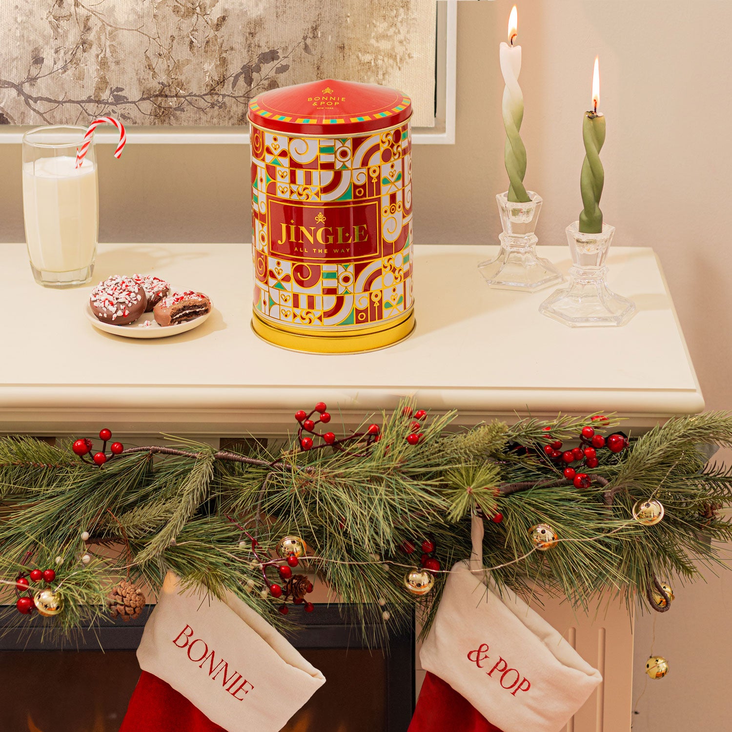 Christmas Gift Basket – Musical Cookie Tin Filled with Chocolate-Covered Oreos