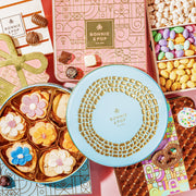 Cookie Gift – Flower-Shaped Shortbread Cookies in Blue Tin