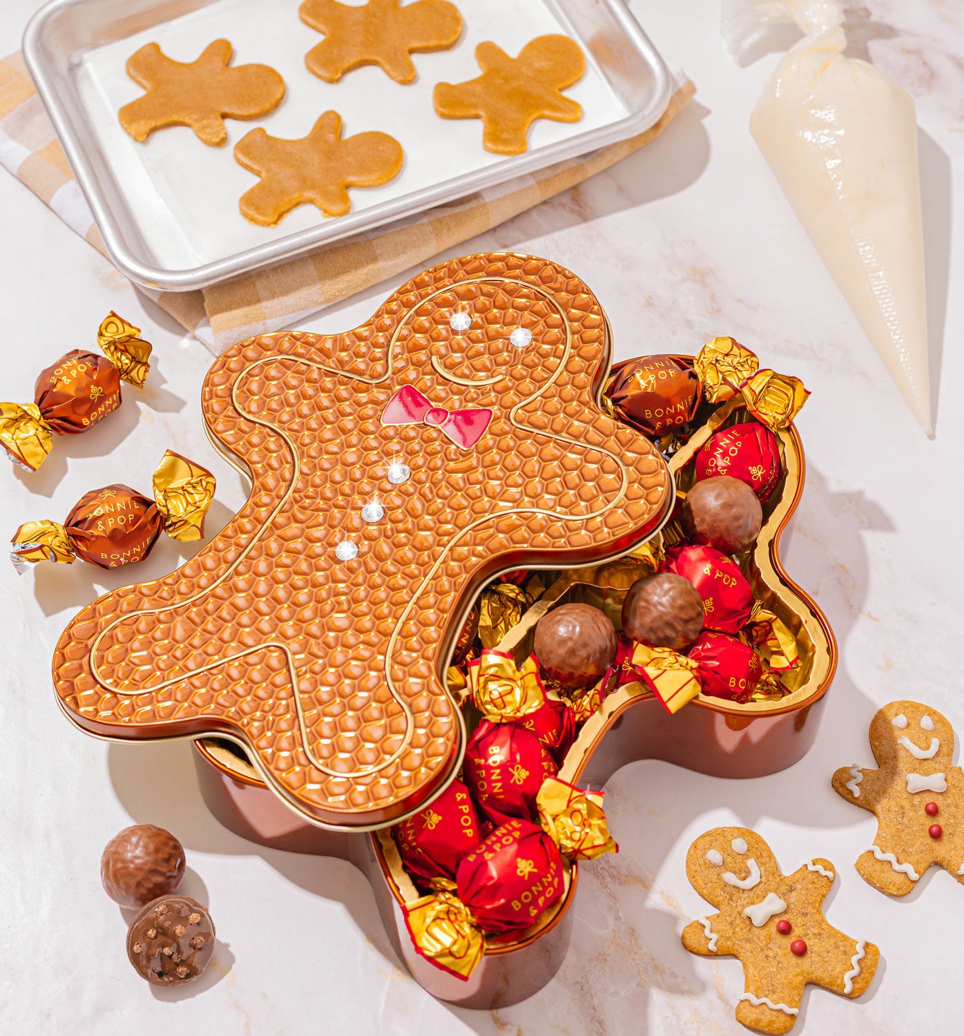 Christmas Gift – Gold Gingerbread Tin Filled with Festive Red & Gold Bon Bons