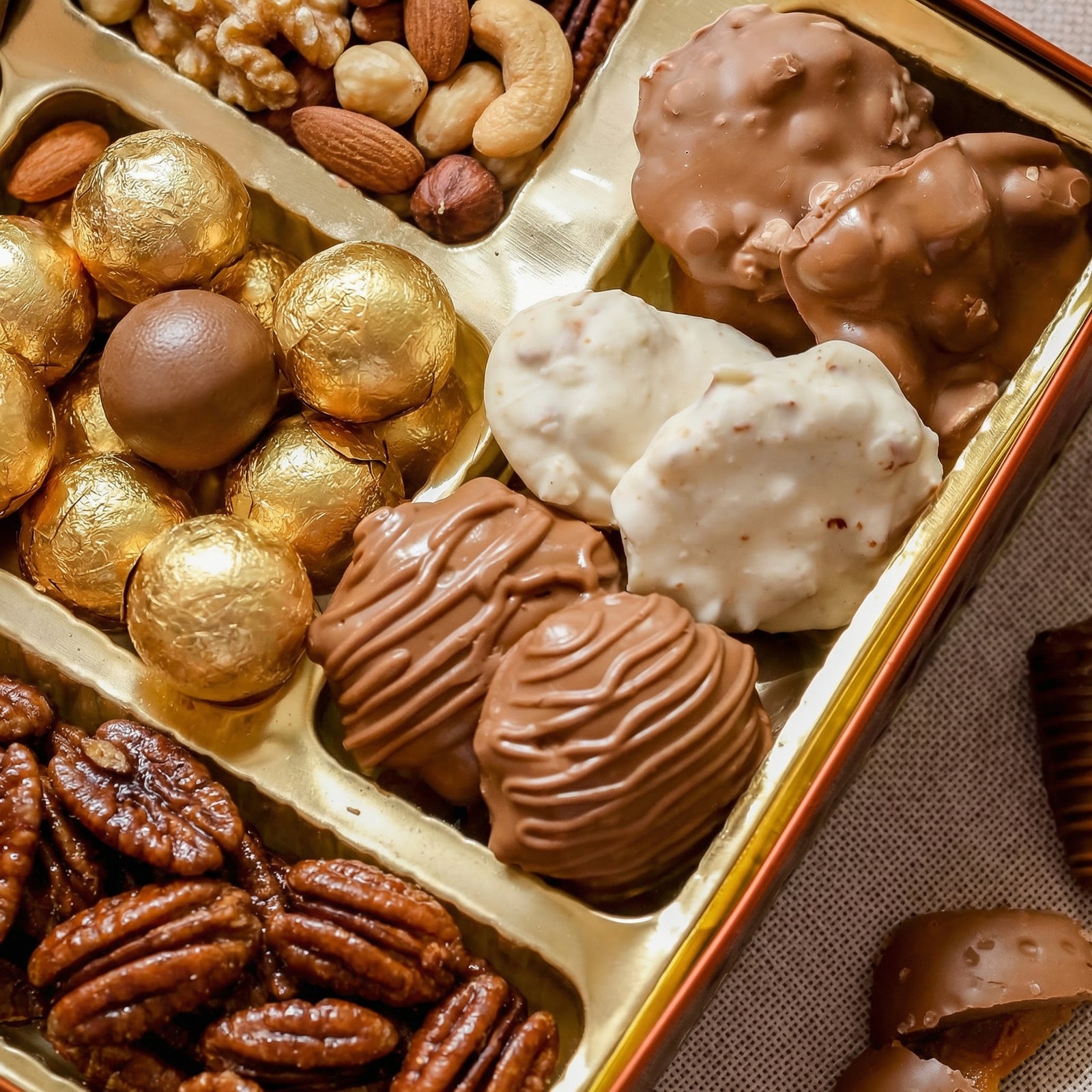 Easter Egg Chocolate and Nut Mix